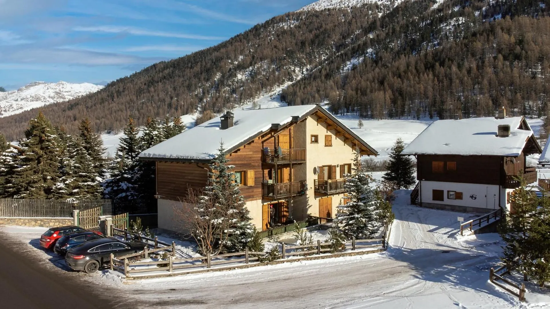 Dany Lodge Livigno contacts